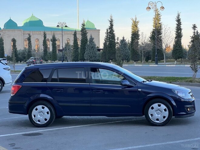 Opel Astra 2005, 268,000 km - 1.4 л - Sumqayıt