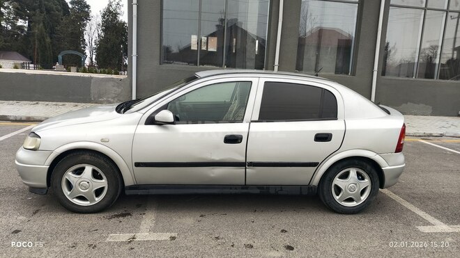 Opel Astra-3