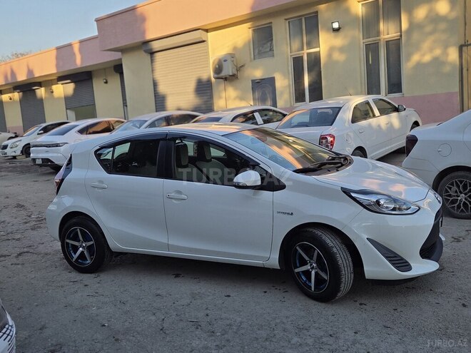 Toyota Aqua 2019, 110,000 km - 1.5 л - Bakı