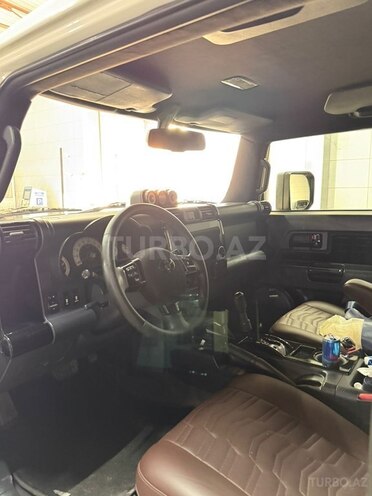 Toyota FJ Cruiser 2013, 195,000 km - 4.0 l - Bakı