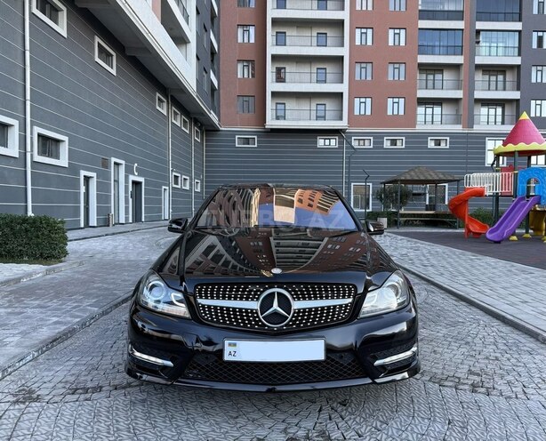 Mercedes C 250 2012, 211,000 km - 1.8 l - Bakı