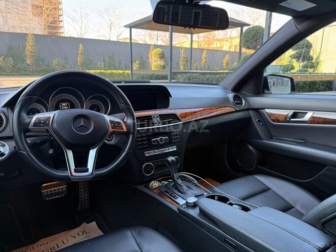Mercedes C 250 2012, 211,000 km - 1.8 l - Bakı