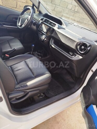 Toyota Aqua 2015, 156,000 km - 1.5 l - Bakı