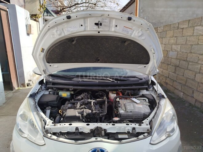 Toyota Aqua 2015, 156,000 km - 1.5 l - Bakı