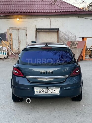 Opel Astra 2006, 240,000 km - 1.3 л - Bakı