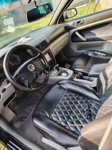 Volkswagen Passat-4