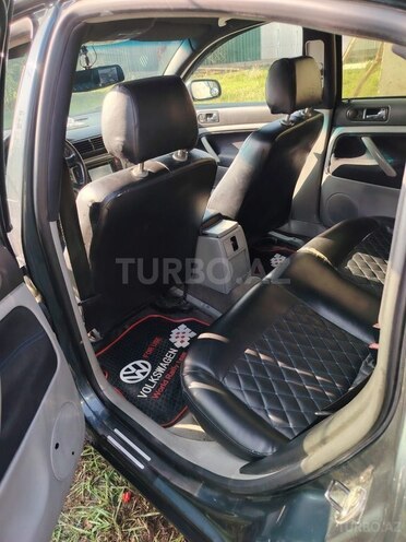 Volkswagen Passat-3