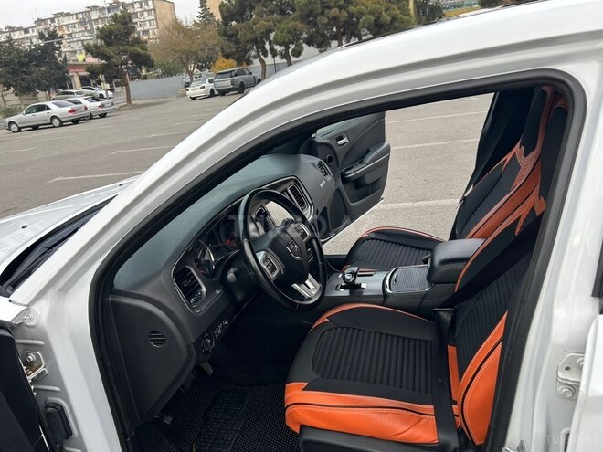 Dodge Charger-11
