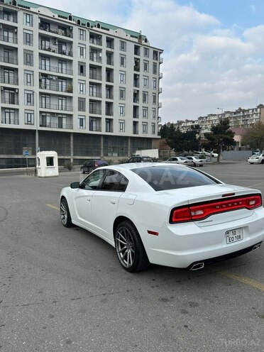 Dodge Charger-7