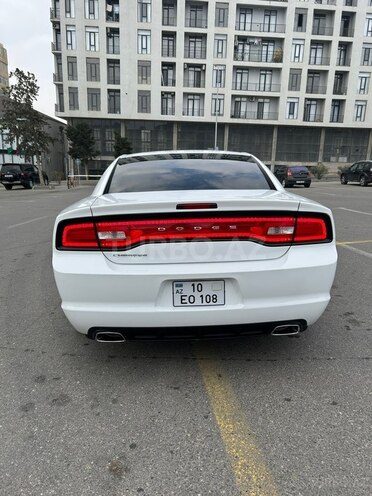 Dodge Charger-4