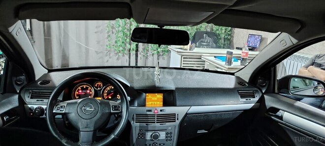 Opel Astra 2006, 283,000 km - 1.3 l - Bakı