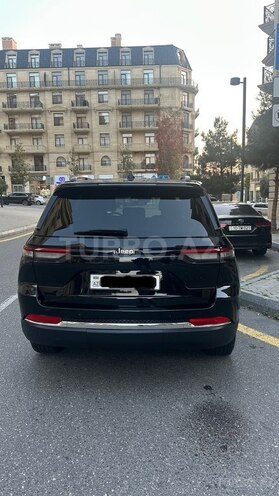 Jeep Grand Cherokee-4