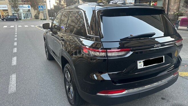 Jeep Grand Cherokee-5