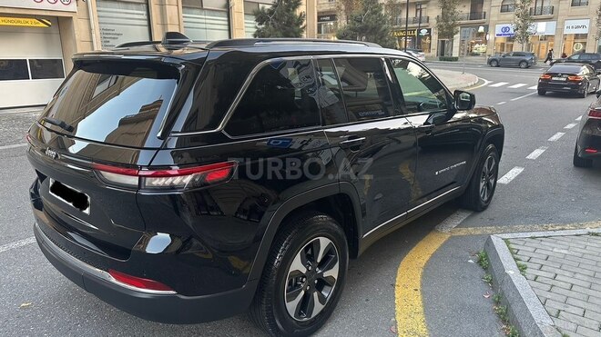 Jeep Grand Cherokee-14