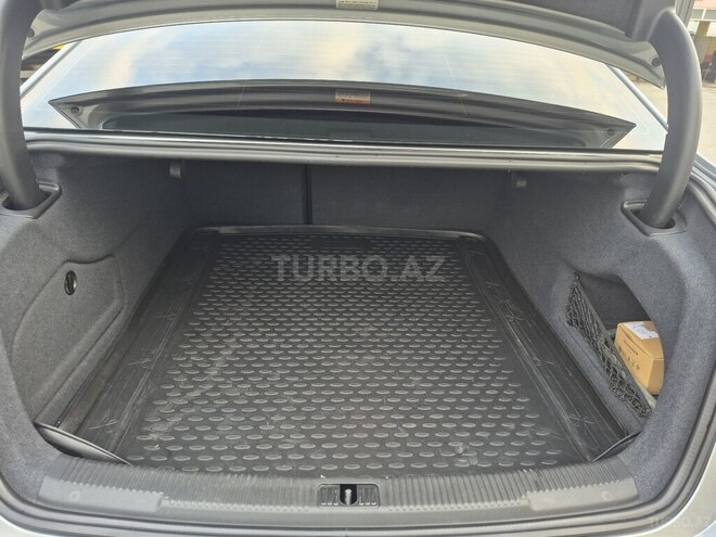 Audi A6 2013, 203,000 km - 2.0 l - Bakı