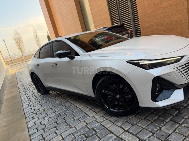Changan  2023, 72,000 km - 1.5 l - Bakı