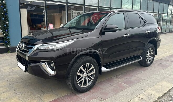 Toyota Fortuner-4