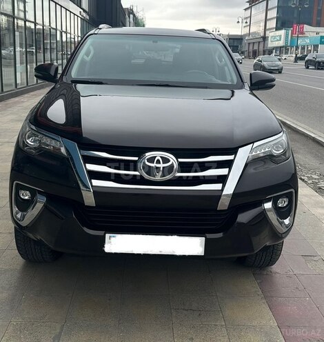 Toyota Fortuner-3