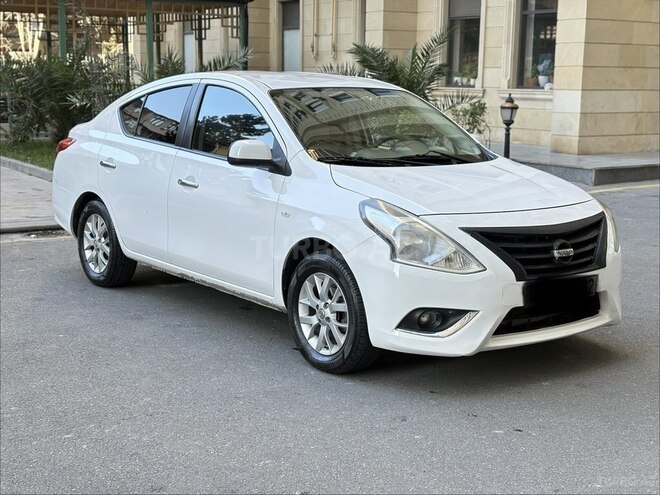 Nissan Sunny 2014, 193,500 km - 1.5 l - Bakı