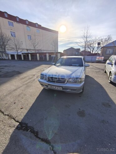Mercedes C 240 1998, 503,000 km - 2.4 l - Zaqatala