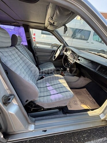 Mercedes 190 1990, 262,000 km - 2.0 l - Bakı