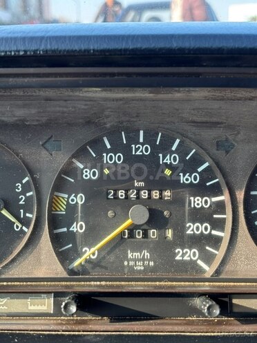 Mercedes 190 1990, 262,000 km - 2.0 l - Bakı