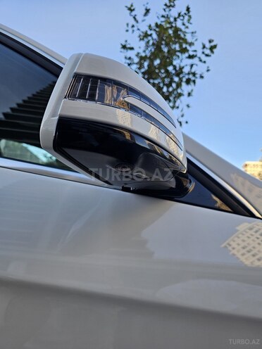Mercedes E 350-6