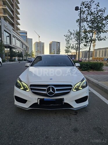 Mercedes E 350-1