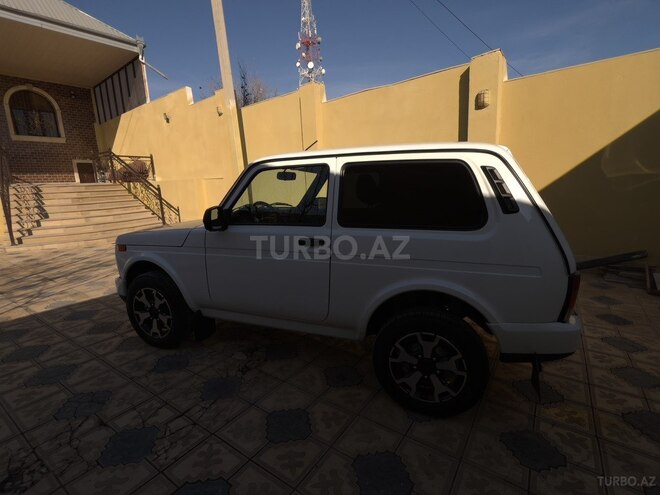 LADA (VAZ) Niva 2024, 33,000 km - 1.7 l - Gəncə