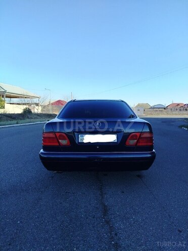Mercedes E 240 1998, 345,213 km - 2.4 l - Ağstafa