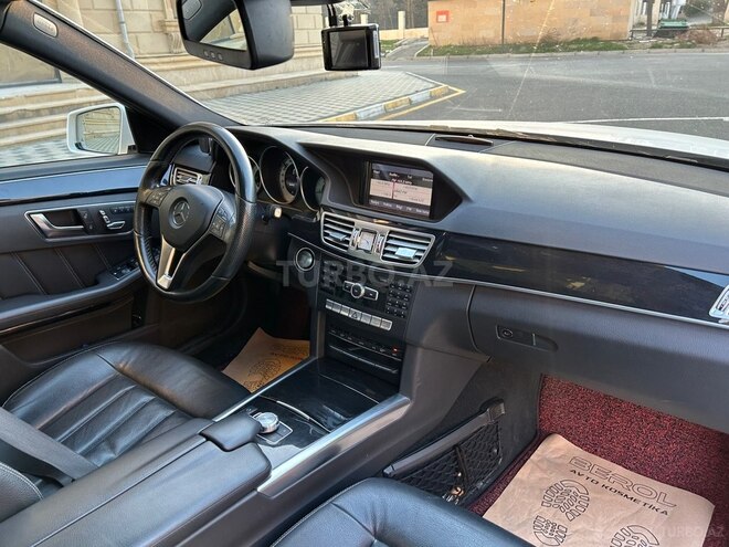 Mercedes E 220 2015, 210,000 km - 2.1 л - Sumqayıt