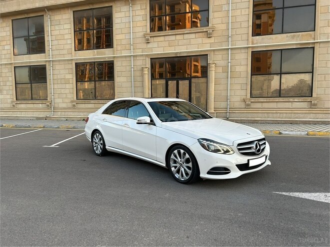 Mercedes E 220 2015, 210,000 km - 2.1 л - Sumqayıt