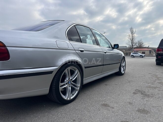 BMW 528 1998, 300,000 km - 2.8 l - Bakı