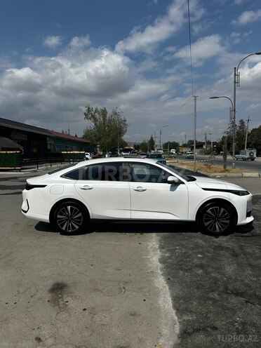 Changan Qiyuan A05 2024, 8,500 km - 1.5 л - Bakı