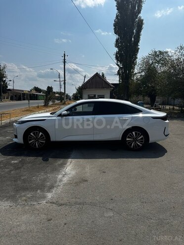 Changan Qiyuan A05 2024, 8,500 km - 1.5 л - Bakı