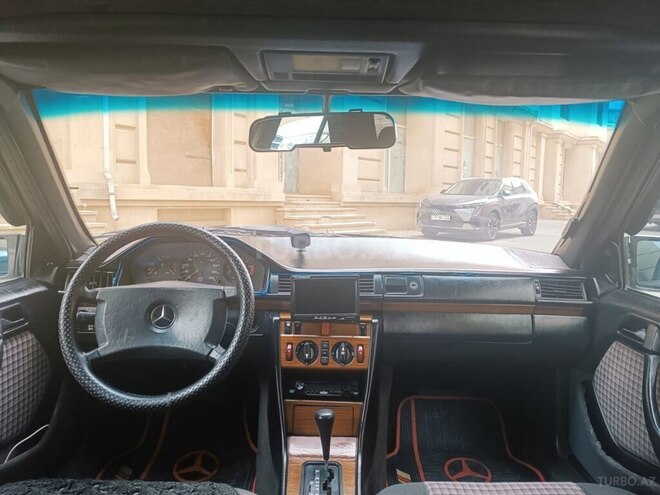 Mercedes 230 E 1991, 289,560 km - 2.3 л - Bakı