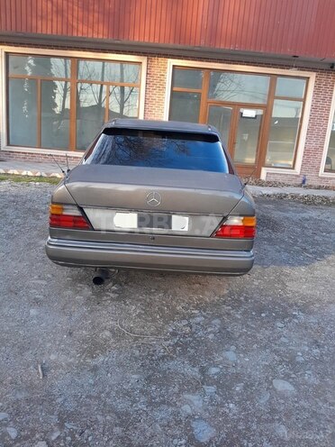 Mercedes 230 E 1991, 230,000 km - 2.3 л - Oğuz