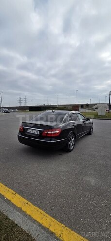 Mercedes E 220 2010, 382,000 km - 2.1 l - Bakı