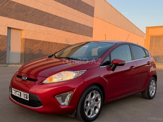 Ford Fiesta 2011, 168,000 km - 1.6 l - Bakı