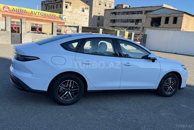 BYD  2025, 300 km - 1.5 l - Gəncə