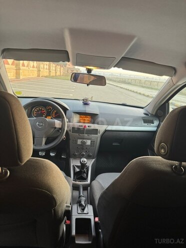 Opel Astra 2004, 323,000 km - 1.4 l - Bakı