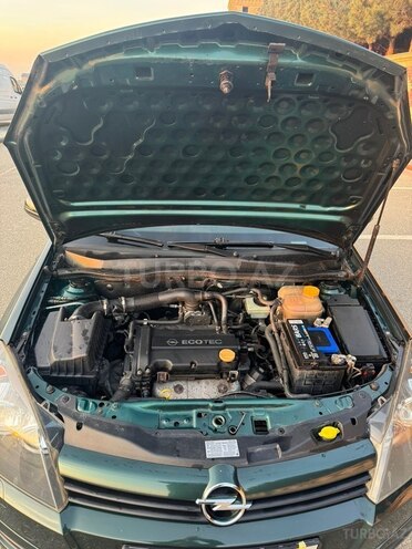 Opel Astra 2004, 323,000 km - 1.4 l - Bakı