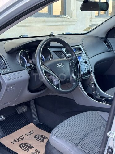 Hyundai Sonata 2010, 103,642 km - 2.4 l - Saatlı
