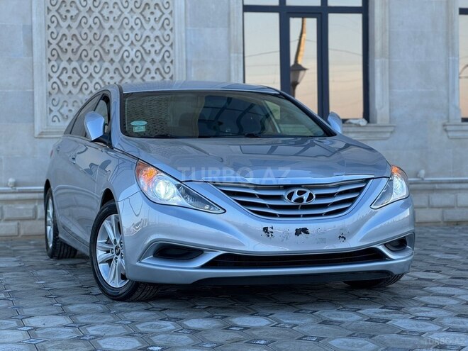 Hyundai Sonata 2010, 103,642 km - 2.4 l - Saatlı