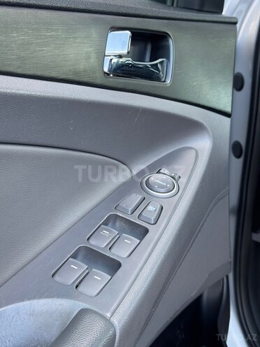 Hyundai Sonata 2010, 103,642 km - 2.4 l - Saatlı
