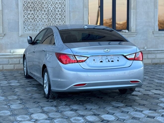 Hyundai Sonata 2010, 103,642 km - 2.4 l - Saatlı