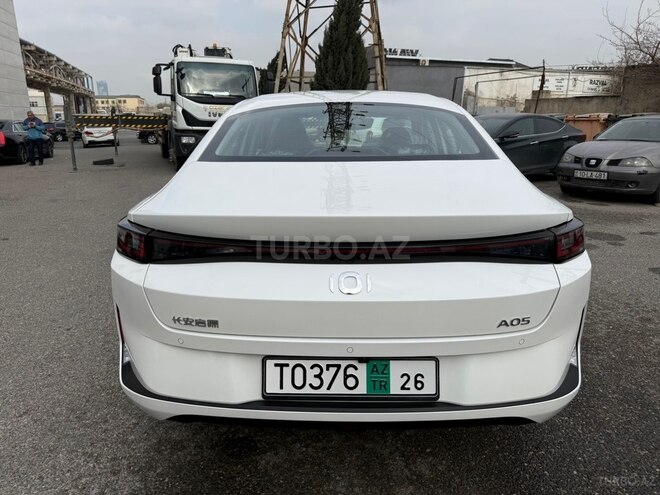 Changan Qiyuan A05 2025, 0 km - 1.5 л - Bakı