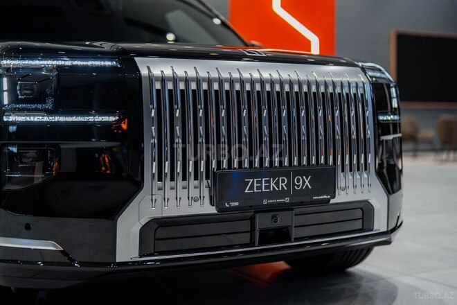 ZEEKR 9X-9