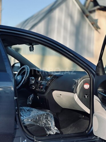 Kia Ceed 2007, 278,300 km - 1.4 l - İsmayıllı