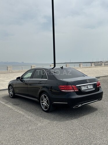 Mercedes E 250 4MATIC 2014, 264,000 km - 2.1 л - Bakı